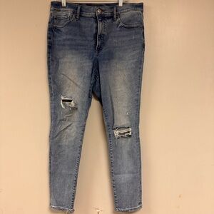 Express Women's Light Blue Distressed Skinny Jeans